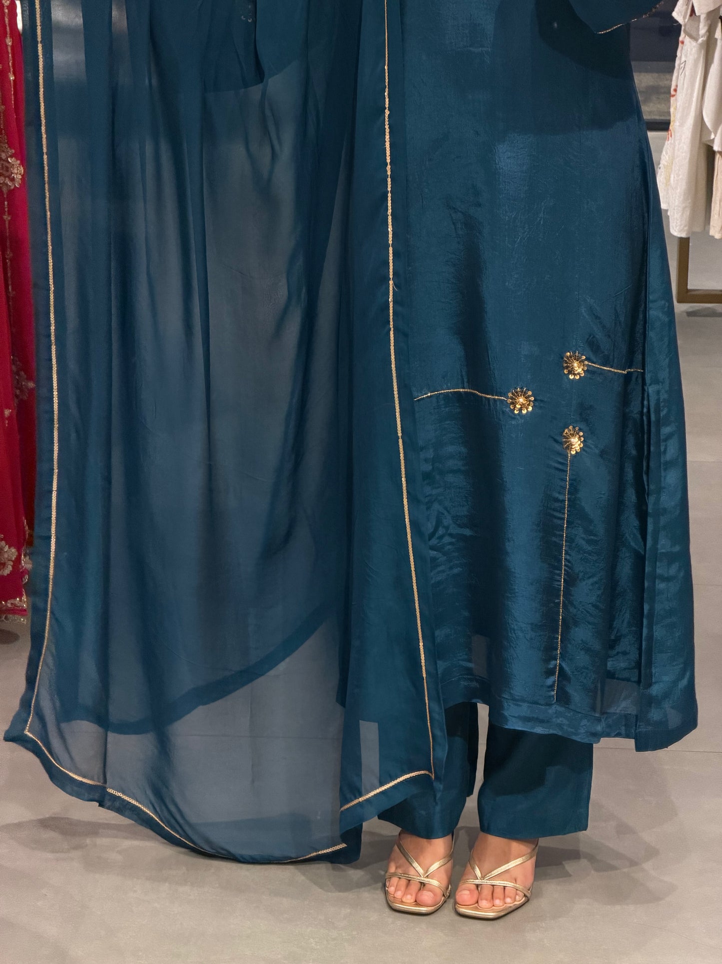 Blue Serenity โ Glossy Organza with a Touch of Gold๐