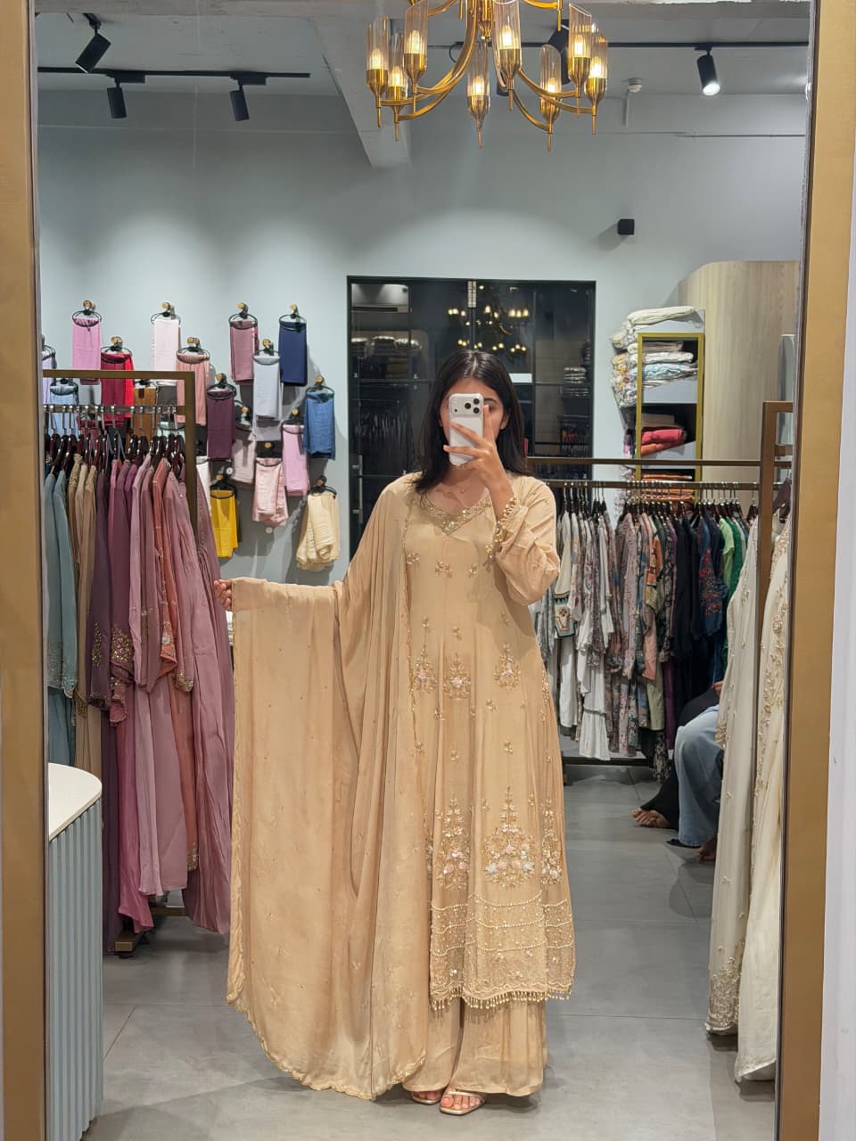 GOLDEN Chinnon Silk handwork partywear