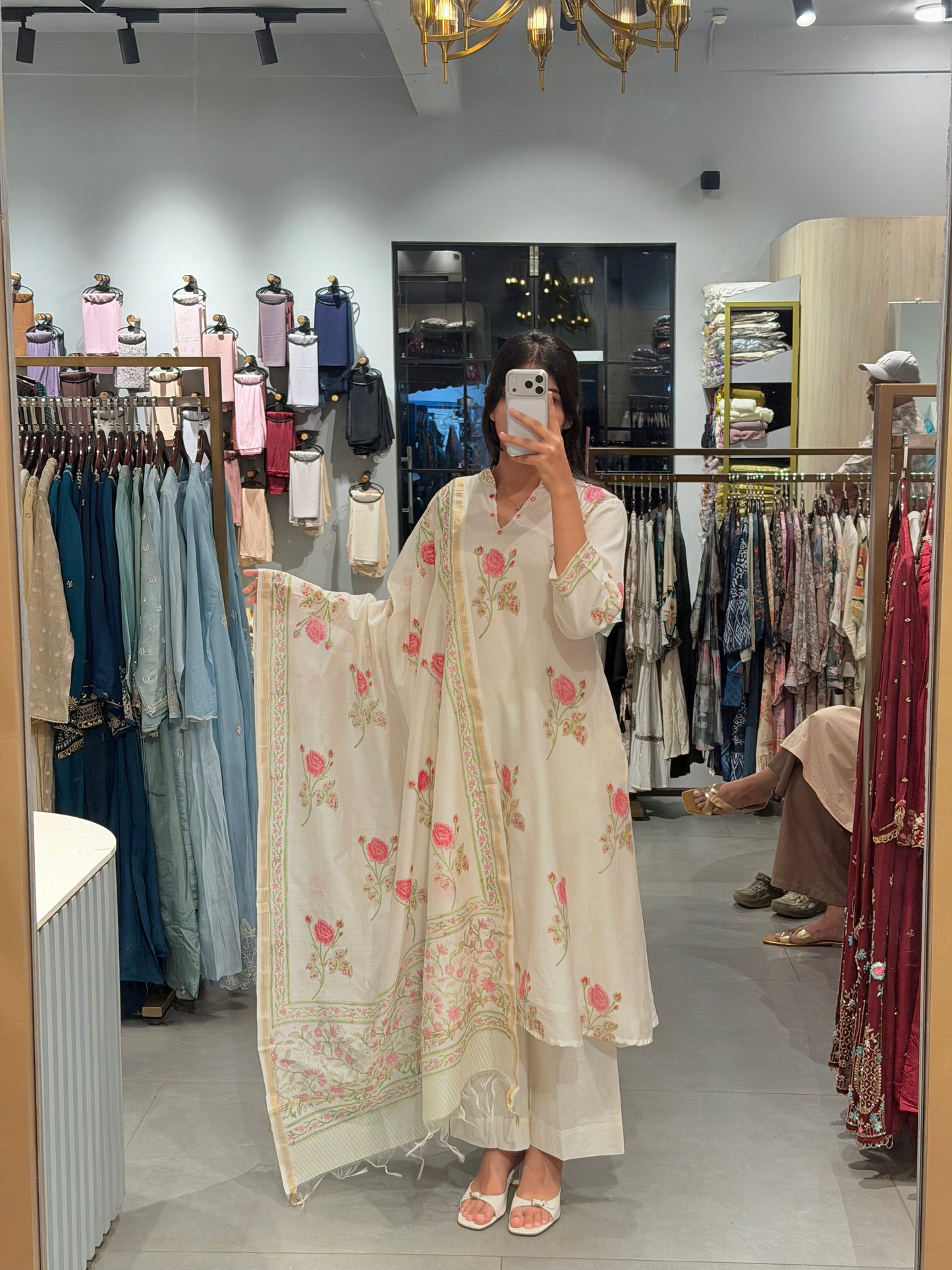 Ivory Chanderi Silk Rose Print Kurta Set