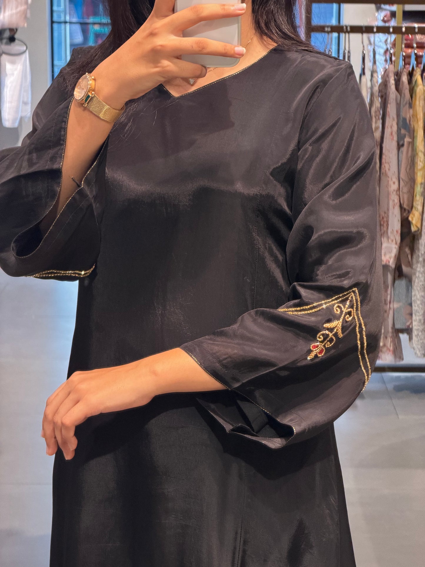 Glossy Organza Black Embellished Kurta Set ✨
