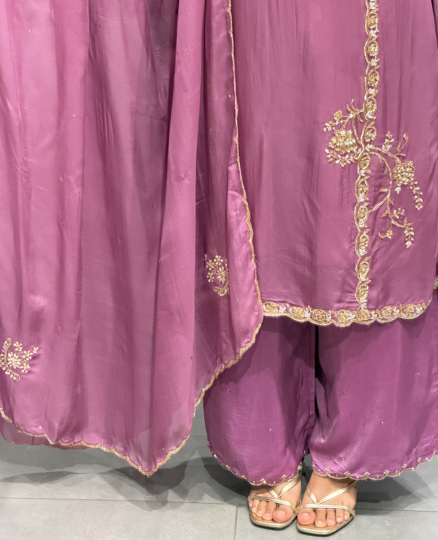 Side-Open Anarkali Set